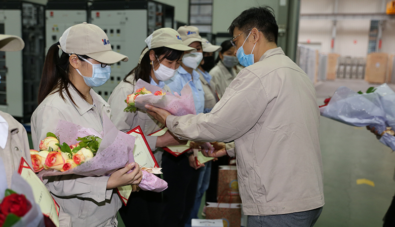 >男神登場，愿望實現！